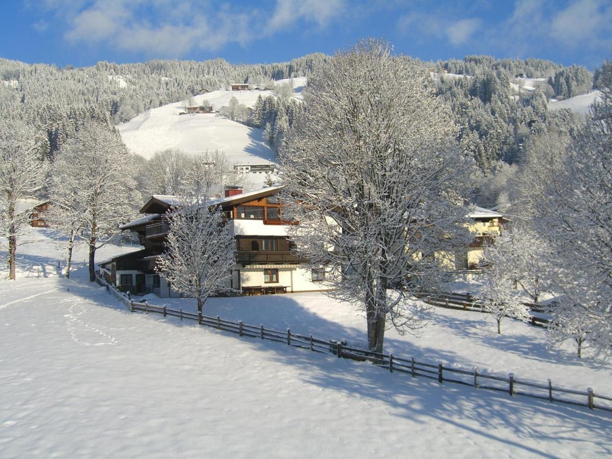Gaestehaus Hofer Brixen im Thale Buitenkant foto