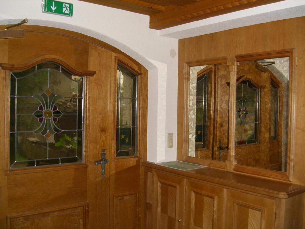 Gaestehaus Hofer Brixen im Thale Buitenkant foto